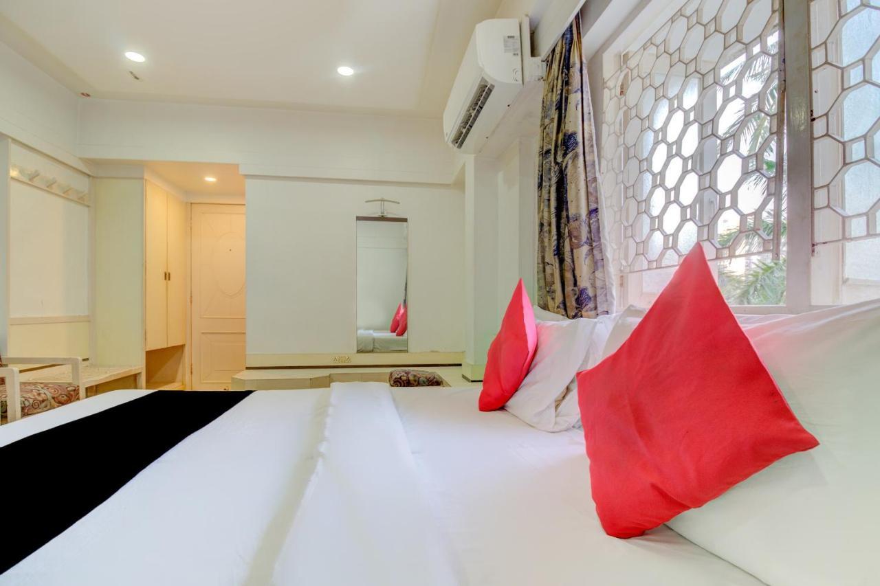 Capital O 76484 Hotel Balwas International Mumbai  Buitenkant foto